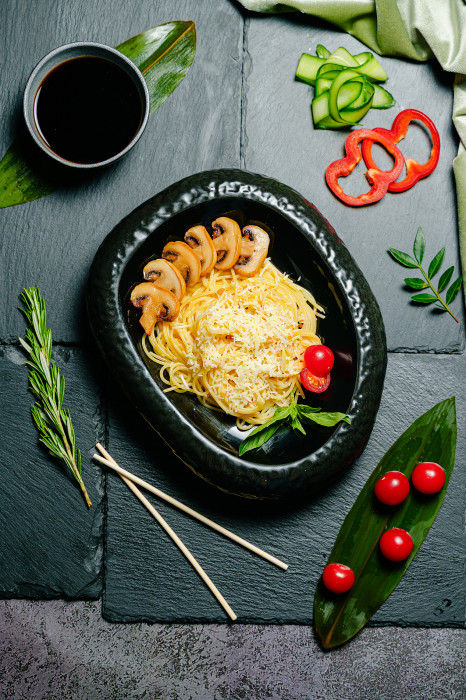 Паста с шампиньонами